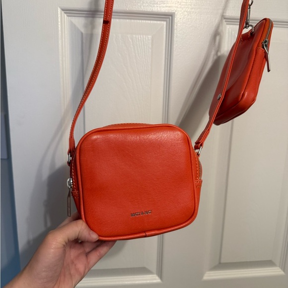 Matt & Nat Swae Vegan Crossbody Bag - Vintage Collection - Picture 6 of 10